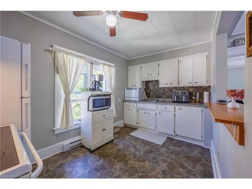 10 First Ave, Port Dover, ON - Indoor Photo Showing Kitchen