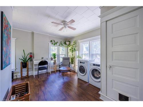 10 First Ave, Port Dover, ON - Indoor Photo Showing Laundry Room