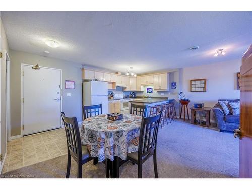 407-12 St. Andrew Street, Port Dover, ON - Indoor Photo Showing Dining Room