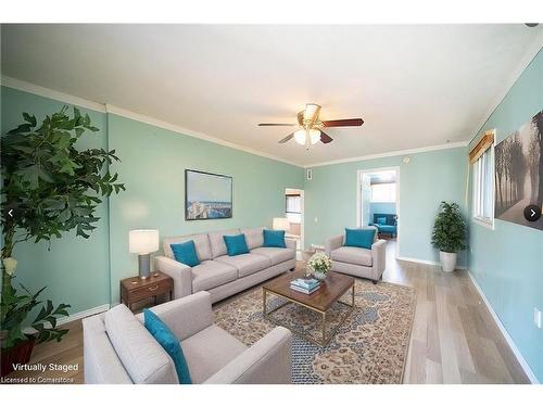 308 2Nd Concession Road, Tillsonburg, ON - Indoor Photo Showing Living Room