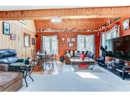 88 Woodstock Avenue, Long Point, ON - Indoor Photo Showing Living Room