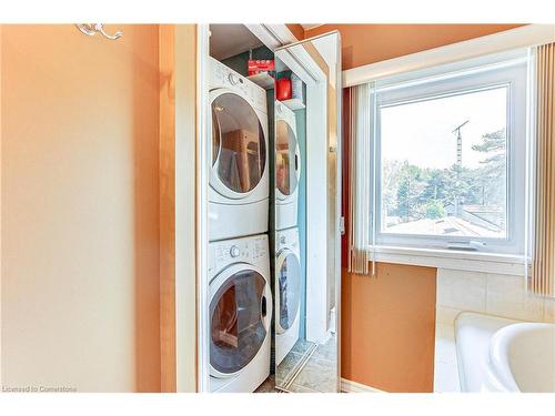 88 Woodstock Avenue, Long Point, ON - Indoor Photo Showing Laundry Room