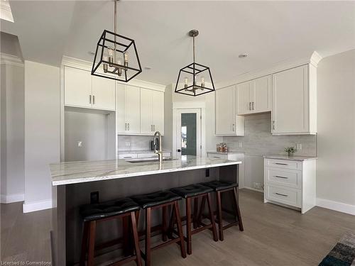 19 Mckeen Street, Jarvis, ON - Indoor Photo Showing Kitchen With Upgraded Kitchen