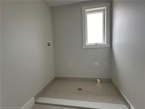 19 Mckeen Street, Jarvis, ON - Indoor Photo Showing Other Room