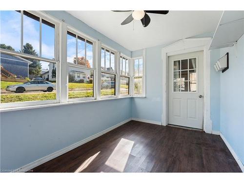 40 Nichol Street, Waterford, ON - Indoor Photo Showing Other Room