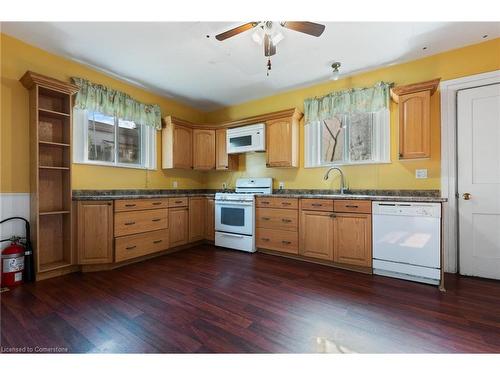 40 Nichol Street, Waterford, ON - Indoor Photo Showing Kitchen