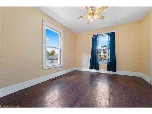 40 Nichol Street, Waterford, ON - Indoor Photo Showing Other Room