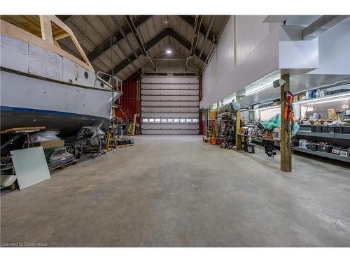 15 Jaylin Crescent, Port Dover, ON - Indoor Photo Showing Garage