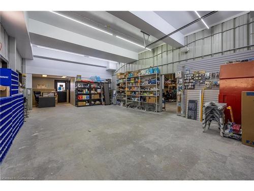 15 Jaylin Crescent, Port Dover, ON - Indoor Photo Showing Garage