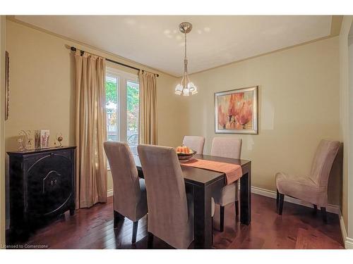 9 Sowden Drive, Simcoe, ON - Indoor Photo Showing Dining Room