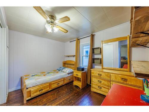 973 Norfolk Street N, Simcoe, ON - Indoor Photo Showing Bedroom