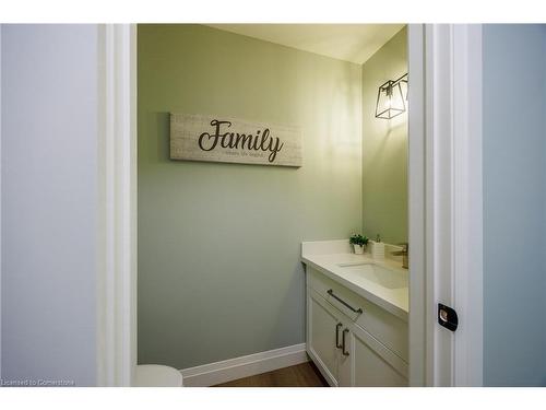 167 Lafayette Street E, Jarvis, ON - Indoor Photo Showing Bathroom