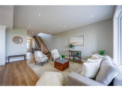 167 Lafayette Street E, Jarvis, ON - Indoor Photo Showing Living Room