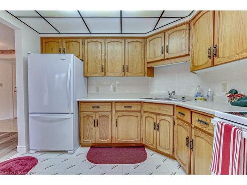 206-303 William Street, Delhi, ON - Indoor Photo Showing Kitchen