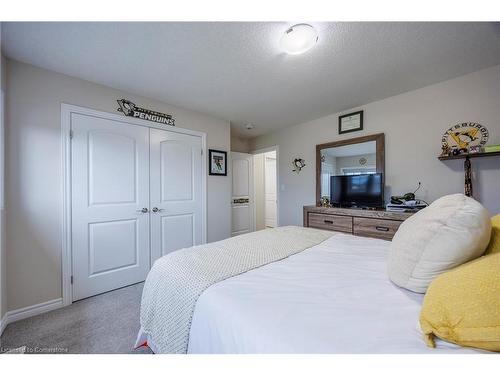 209 Woodway Trail, Simcoe, ON - Indoor Photo Showing Bedroom