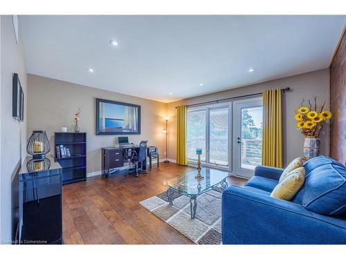 1285 Cockshutt Road, Simcoe, ON - Indoor Photo Showing Living Room