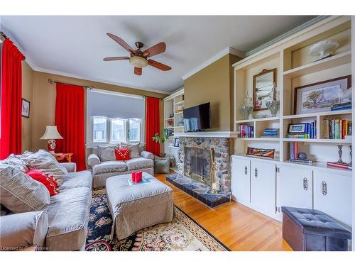 172 Norfolk Street, Simcoe, ON - Indoor Photo Showing Living Room With Fireplace