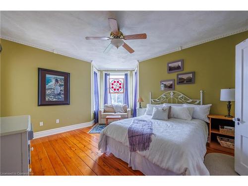 172 Norfolk Street, Simcoe, ON - Indoor Photo Showing Bedroom