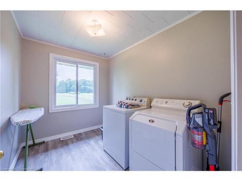 360 Charlotteville Rd 7, Simcoe, ON - Indoor Photo Showing Laundry Room