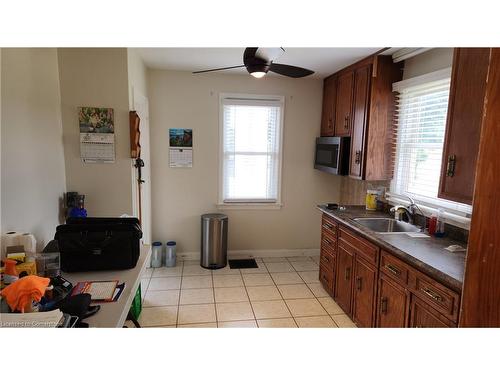 513 Queensway Road W, Simcoe, ON - Indoor Photo Showing Kitchen