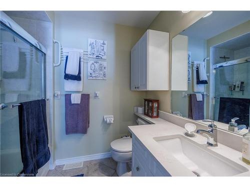 14-19 Somerset Drive, Port Dover, ON - Indoor Photo Showing Bathroom