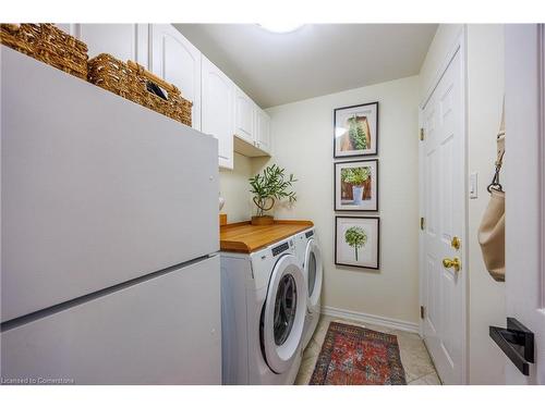 14-19 Somerset Drive, Port Dover, ON - Indoor Photo Showing Laundry Room