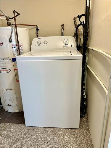 62 Decou Road, Simcoe, ON - Indoor Photo Showing Laundry Room