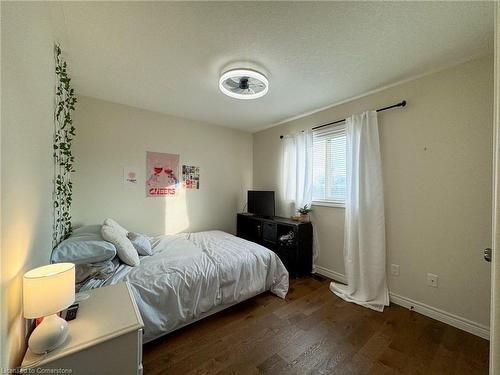 12 Cottonwood Street, Waterford, ON - Indoor Photo Showing Bedroom