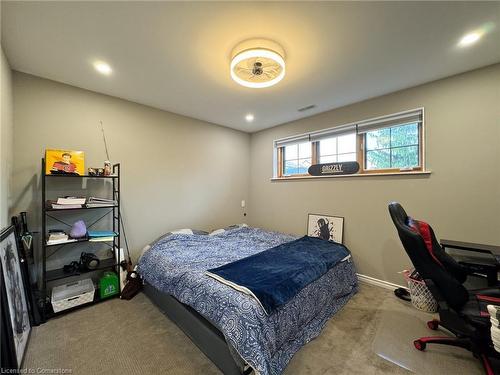 12 Cottonwood Street, Waterford, ON - Indoor Photo Showing Bedroom