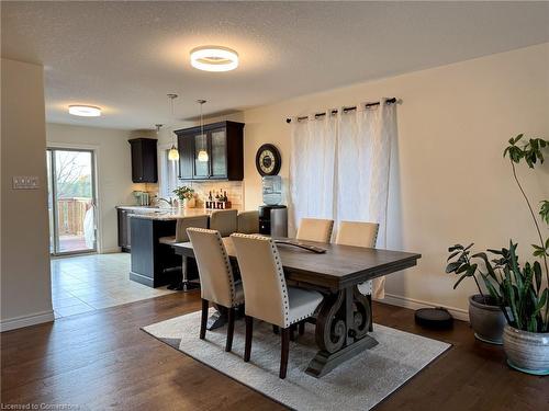 12 Cottonwood Street, Waterford, ON - Indoor Photo Showing Dining Room