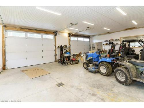 143 South Drive, Huntsville, ON - Indoor Photo Showing Garage