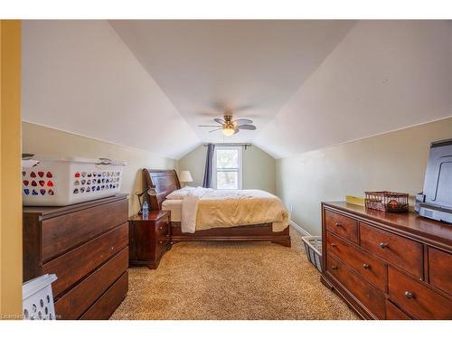 553 Main Street, Woodstock, ON - Indoor Photo Showing Bedroom