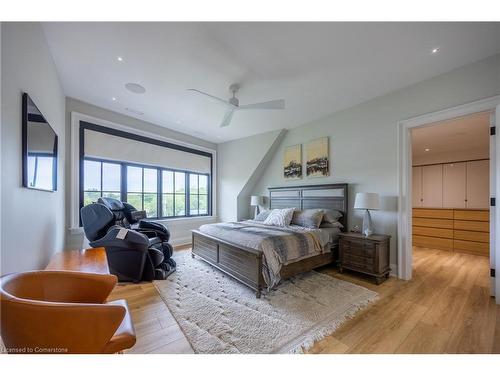 34 Grand Street, Port Dover, ON - Indoor Photo Showing Bedroom