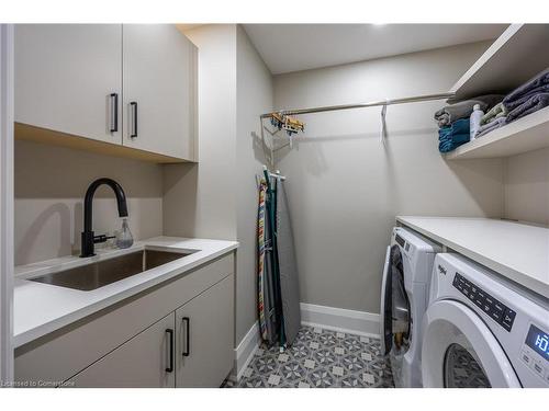 34 Grand Street, Port Dover, ON - Indoor Photo Showing Laundry Room