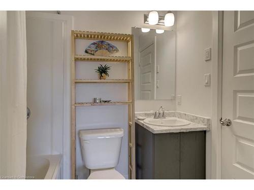 8 Tamarack Way, Simcoe, ON - Indoor Photo Showing Bathroom