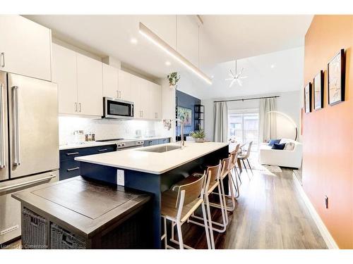 8 Tamarack Way, Simcoe, ON - Indoor Photo Showing Kitchen With Upgraded Kitchen