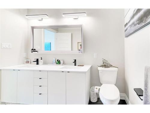 8 Tamarack Way, Simcoe, ON - Indoor Photo Showing Bathroom