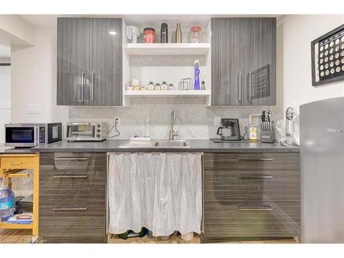 8 Tamarack Way, Simcoe, ON - Indoor Photo Showing Kitchen