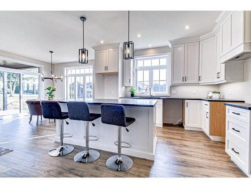 53 Duchess Drive, Delhi, ON - Indoor Photo Showing Kitchen With Upgraded Kitchen