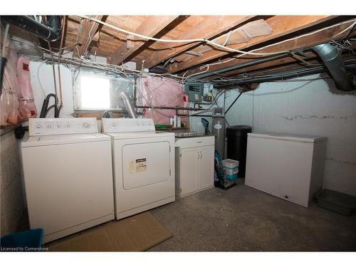 102 Brook Street, Simcoe, ON - Indoor Photo Showing Laundry Room