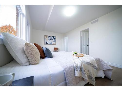 42 Falls Crescent, Simcoe, ON - Indoor Photo Showing Bedroom