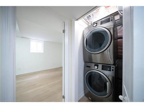 42 Falls Crescent, Simcoe, ON - Indoor Photo Showing Laundry Room