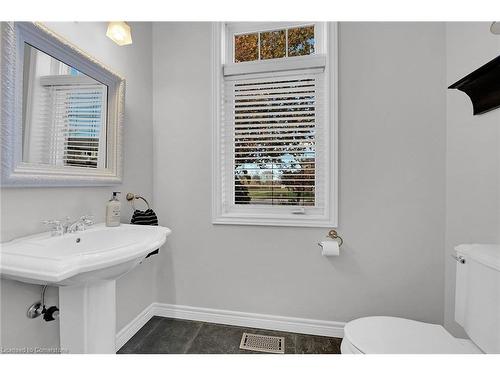 128 Brown Street, Port Dover, ON - Indoor Photo Showing Bathroom