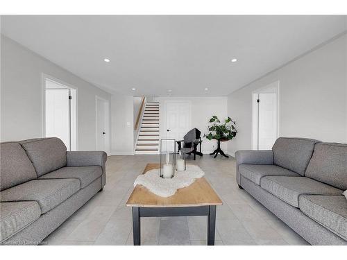 128 Brown Street, Port Dover, ON - Indoor Photo Showing Living Room