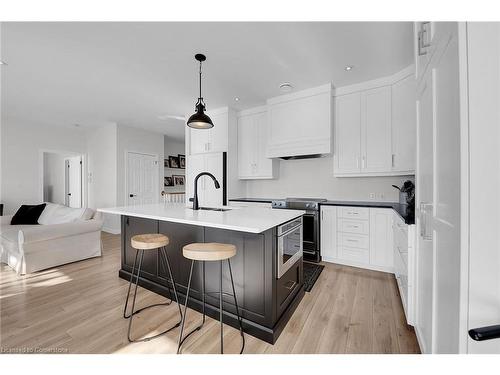 128 Brown Street, Port Dover, ON - Indoor Photo Showing Kitchen With Upgraded Kitchen