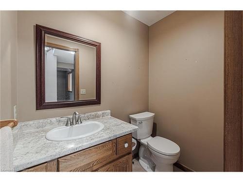 45 Kennedy Road, Simcoe, ON - Indoor Photo Showing Bathroom