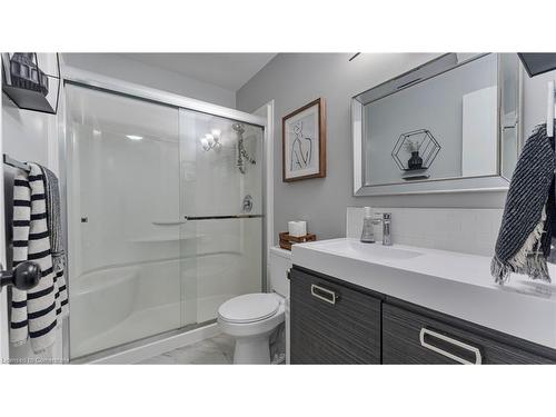 14 Montclair Crescent, Simcoe, ON - Indoor Photo Showing Bathroom