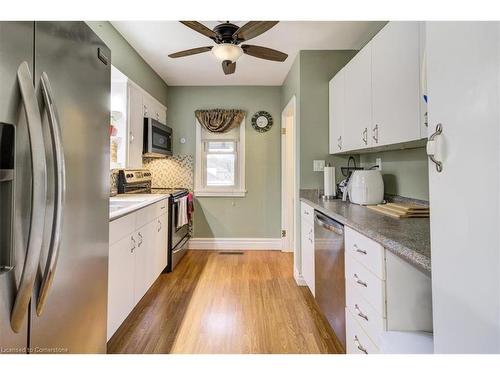 124 Victoria Street, Simcoe, ON - Indoor Photo Showing Kitchen