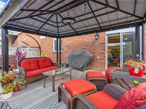 118 Fano Drive, Hamilton, ON - Outdoor With Deck Patio Veranda With Exterior