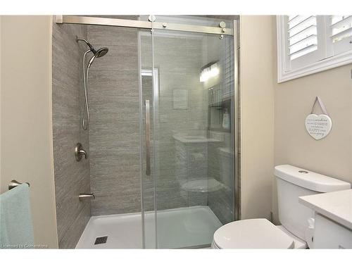 24-80 New Lakeshore Road, Port Dover, ON - Indoor Photo Showing Bathroom